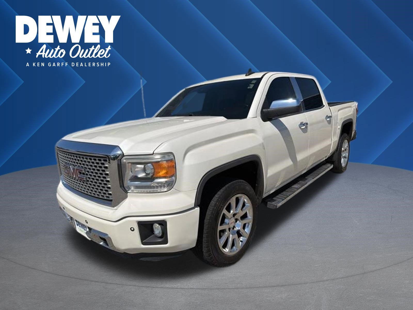 2015 GMC Sierra 4WD Crew Cab Standard Box's photo