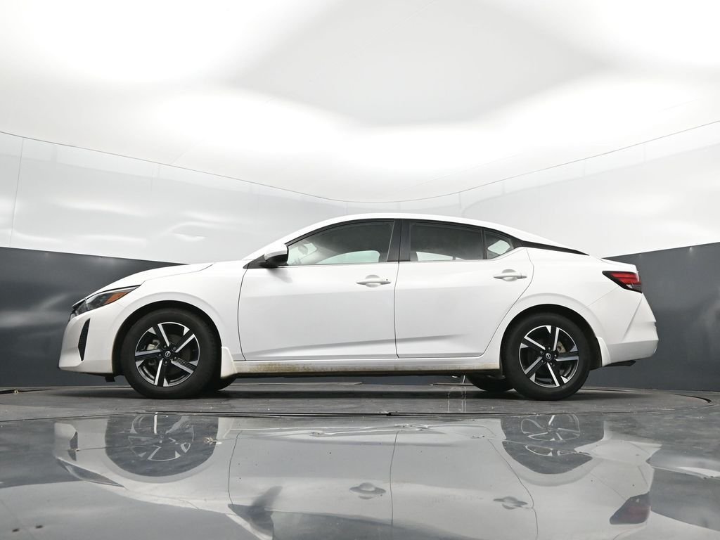 Used 2024 White Nissan SV image 39