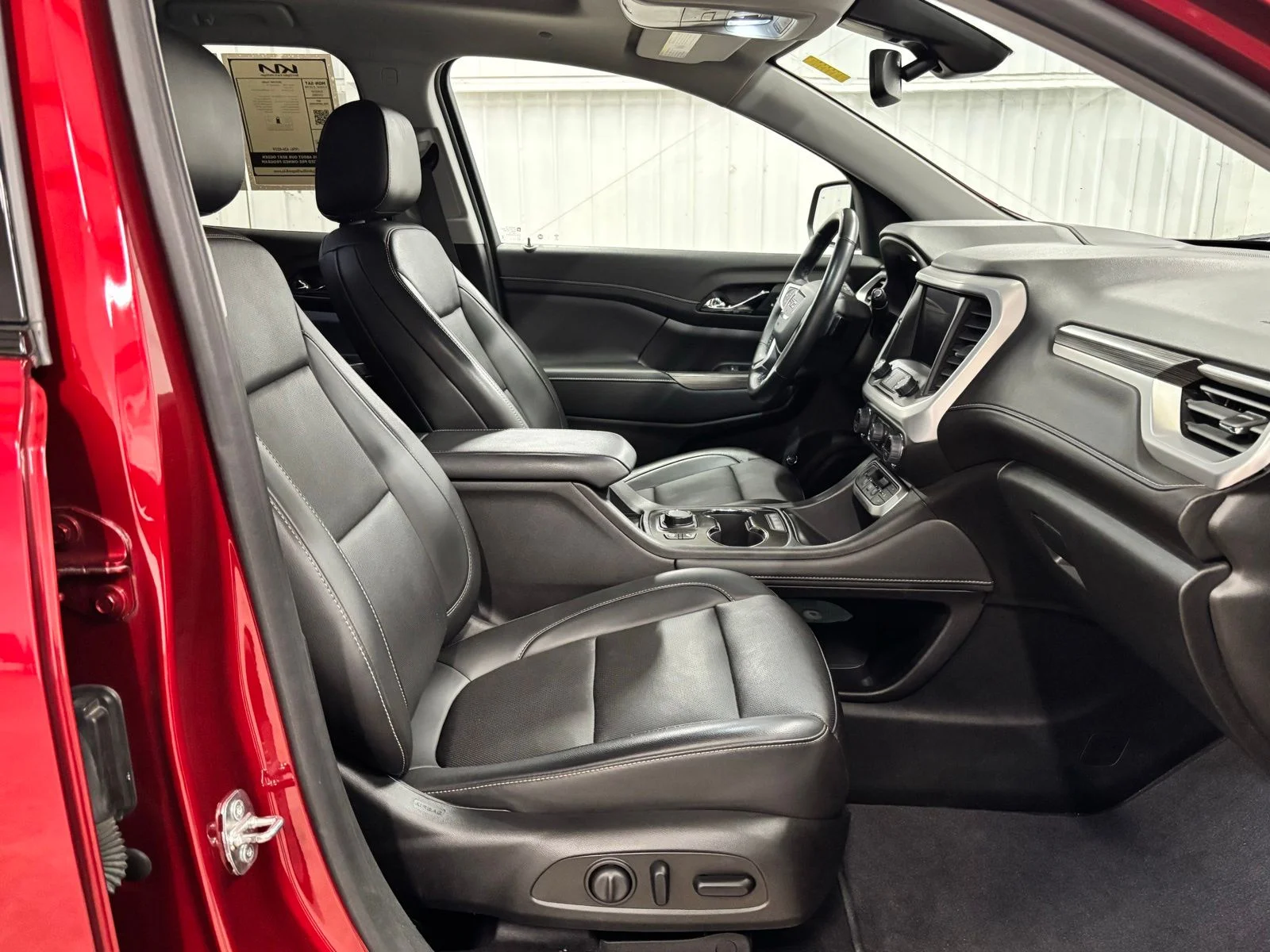 Used 2023 Red GMC SLT image 22