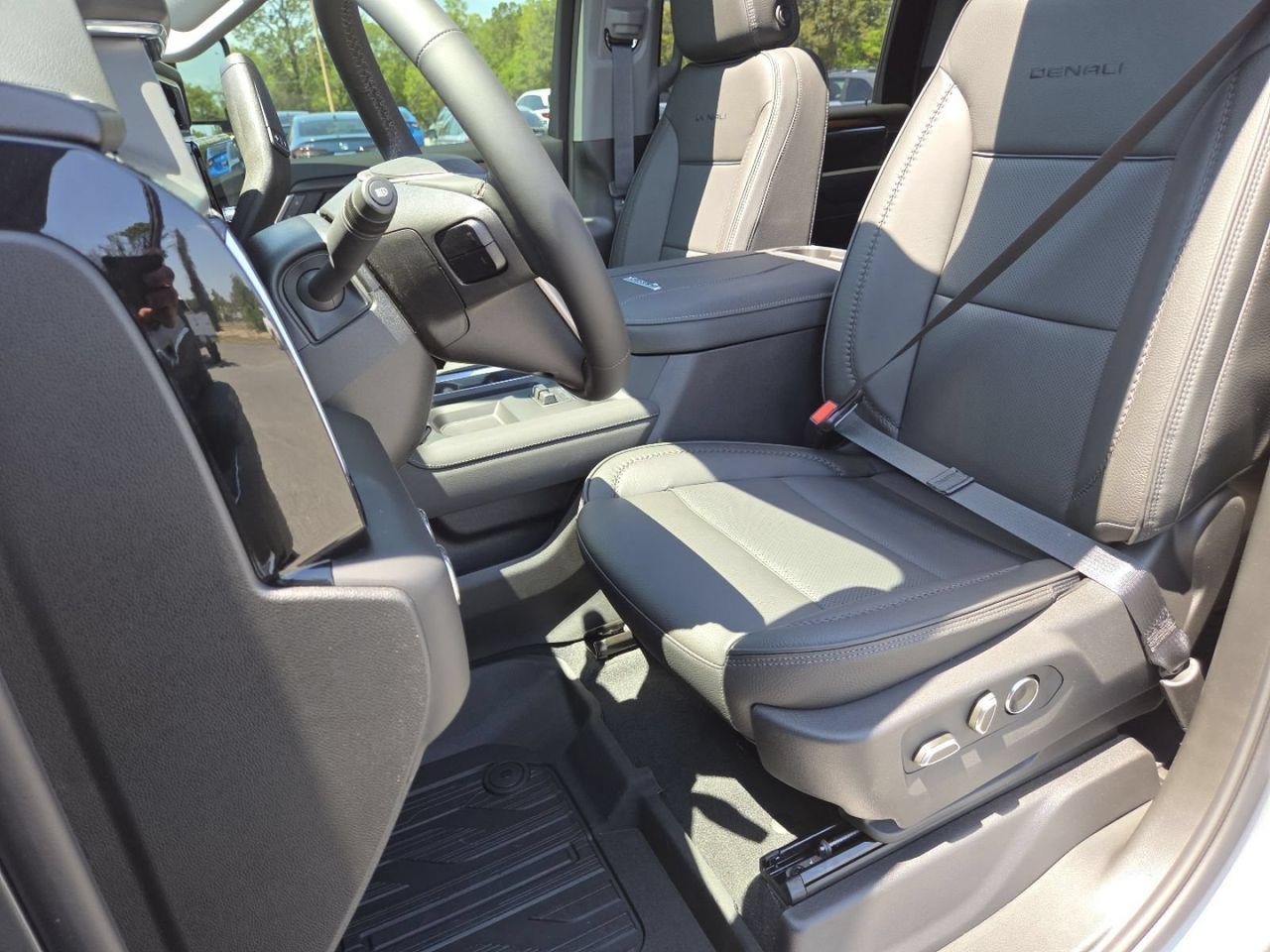 New 2026 Sterling Metallic GMC Denali image 32