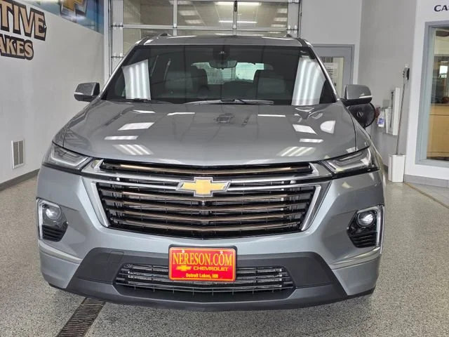 Used 2024 Chevrolet Traverse Limited High Country with VIN 1GNET1KW4RJ133864 for sale in Detroit Lakes, Minnesota