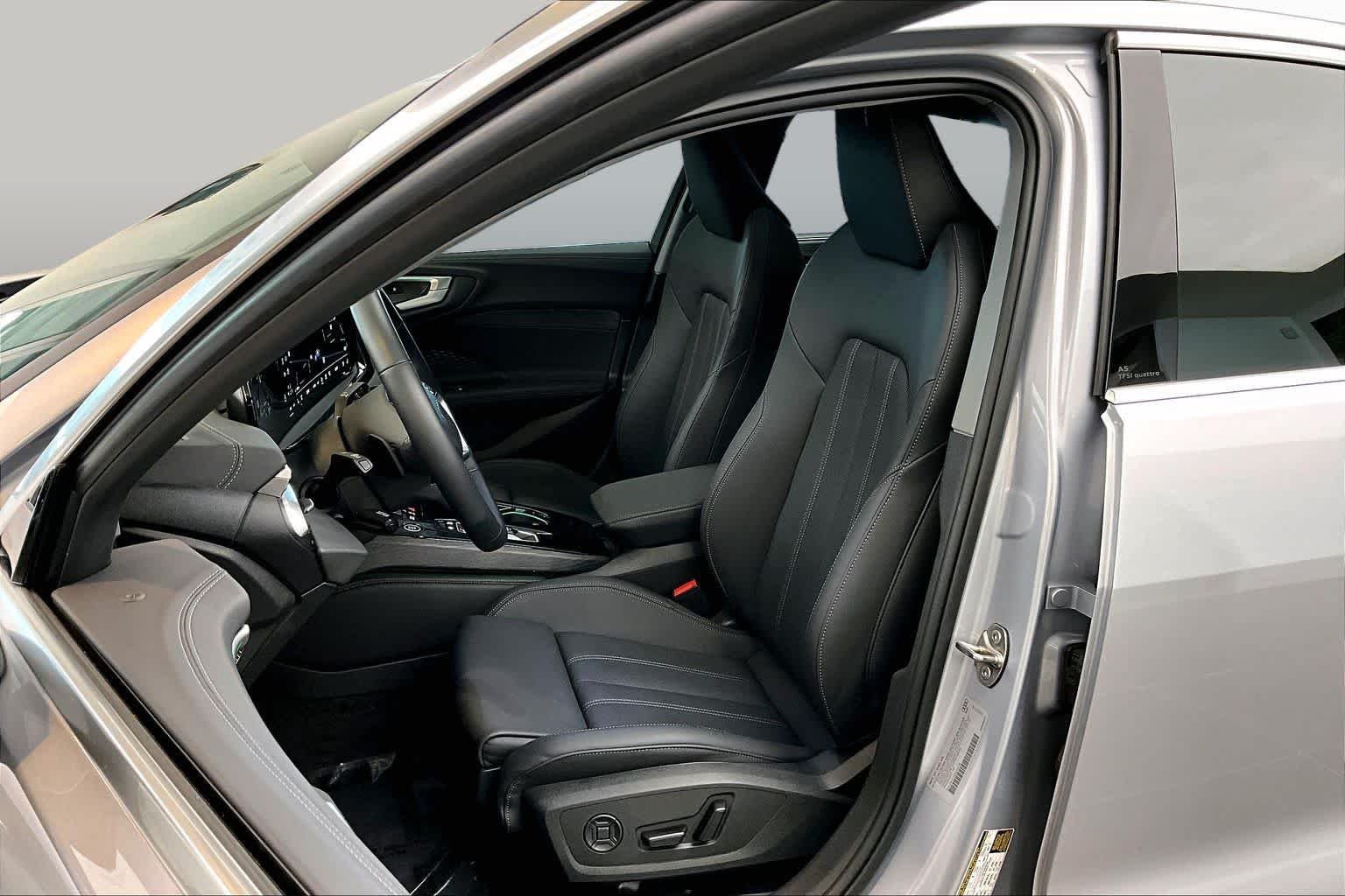 Used 2025 Florett Silver Metallic Audi Premium Plus image 8