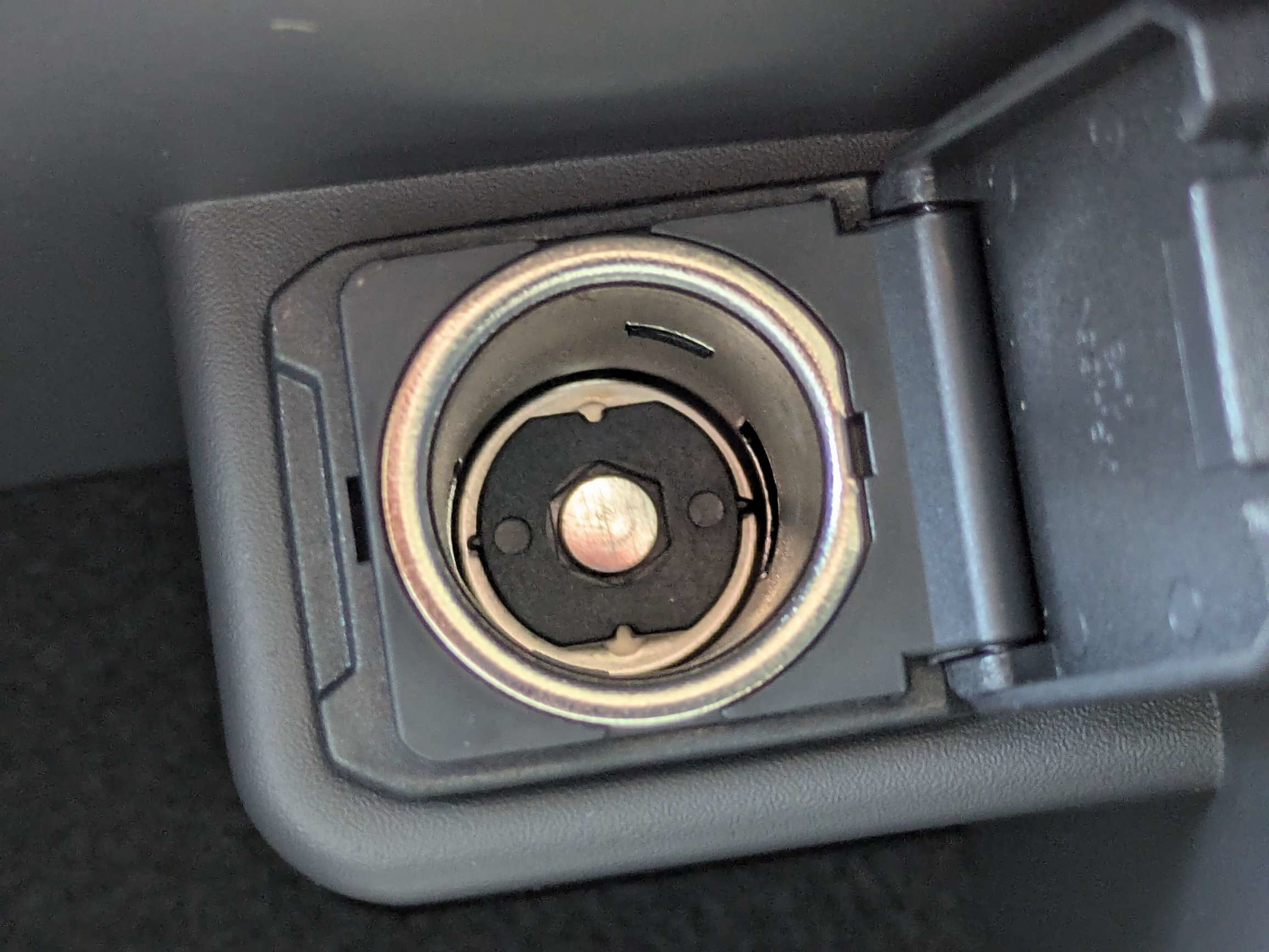 New 2027 Ivory Silver Kia LX image 26