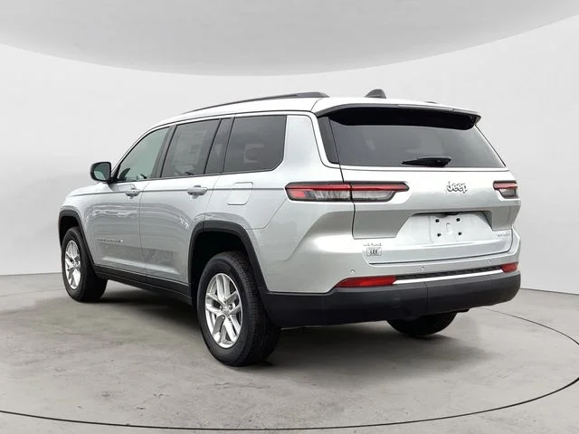 New 2026 Silver Jeep L LAREDO X 4X4 image 3