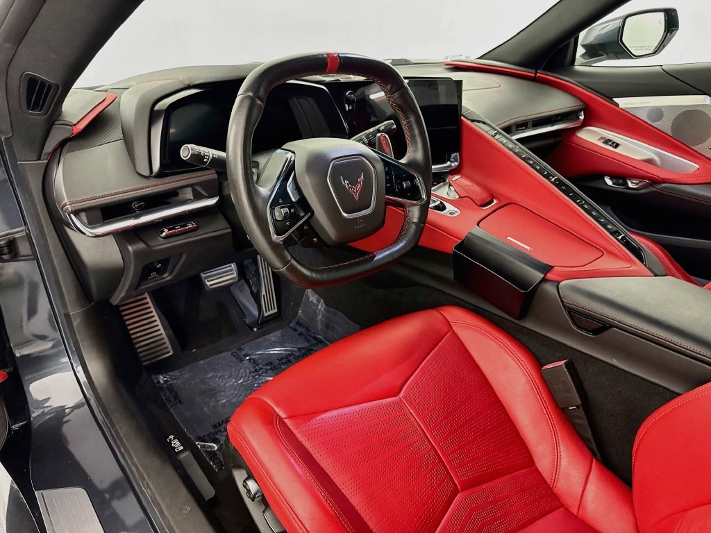 Used 2020 Gray Chevrolet Stingray image 9