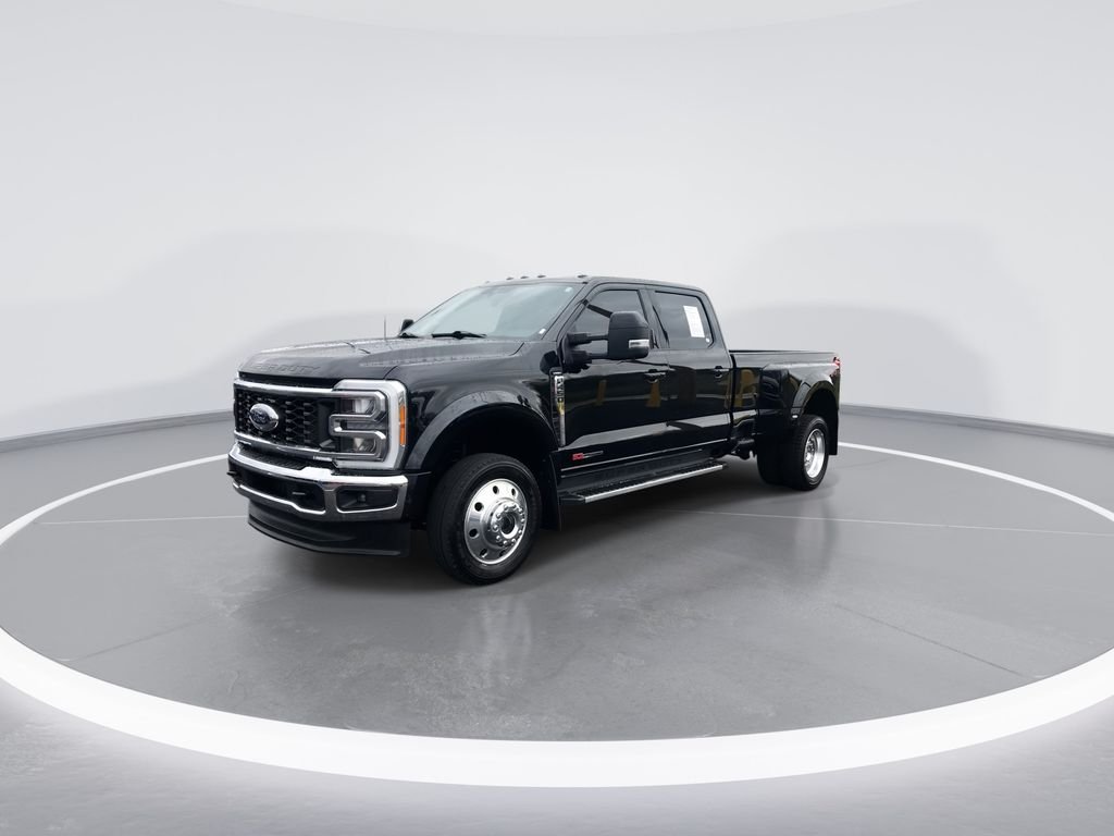 Used 2023 Black Ford Lariat image 4