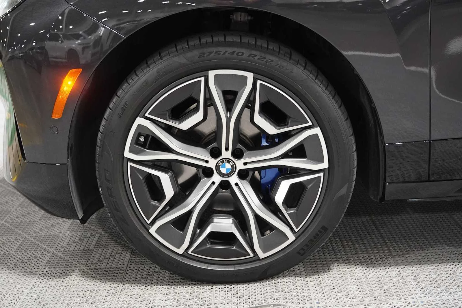 Certified Used 2024 Dark Graphite Metallic BMW xDrive50 image 8