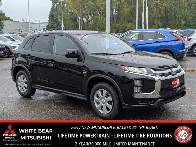 New 2027 Labrador Black Pearl Mitsubishi 2.0 S 2WD image 1