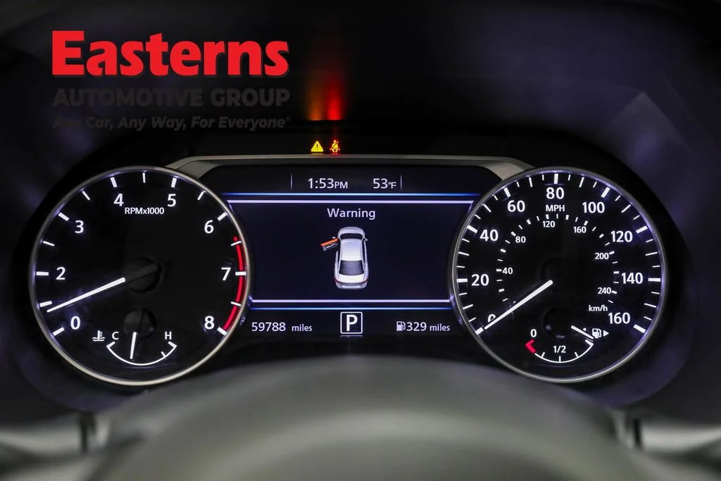 Used 2021 Blue Nissan SV image 18