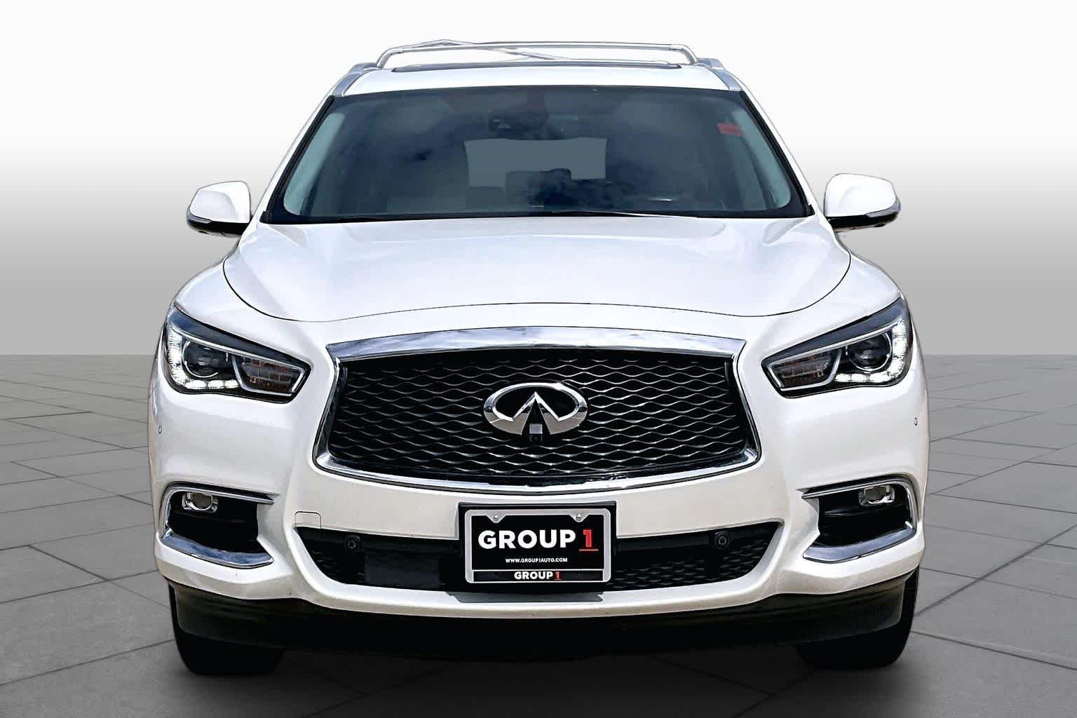 Used 2020 Majestic White INFINITI SIGNATURE EDITION image 4