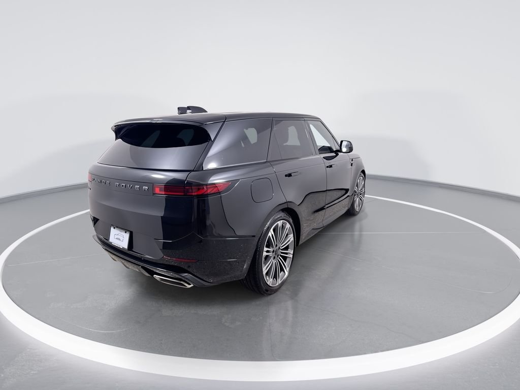 New 2027 Santorini Black Land Rover Dynamic SE image 8