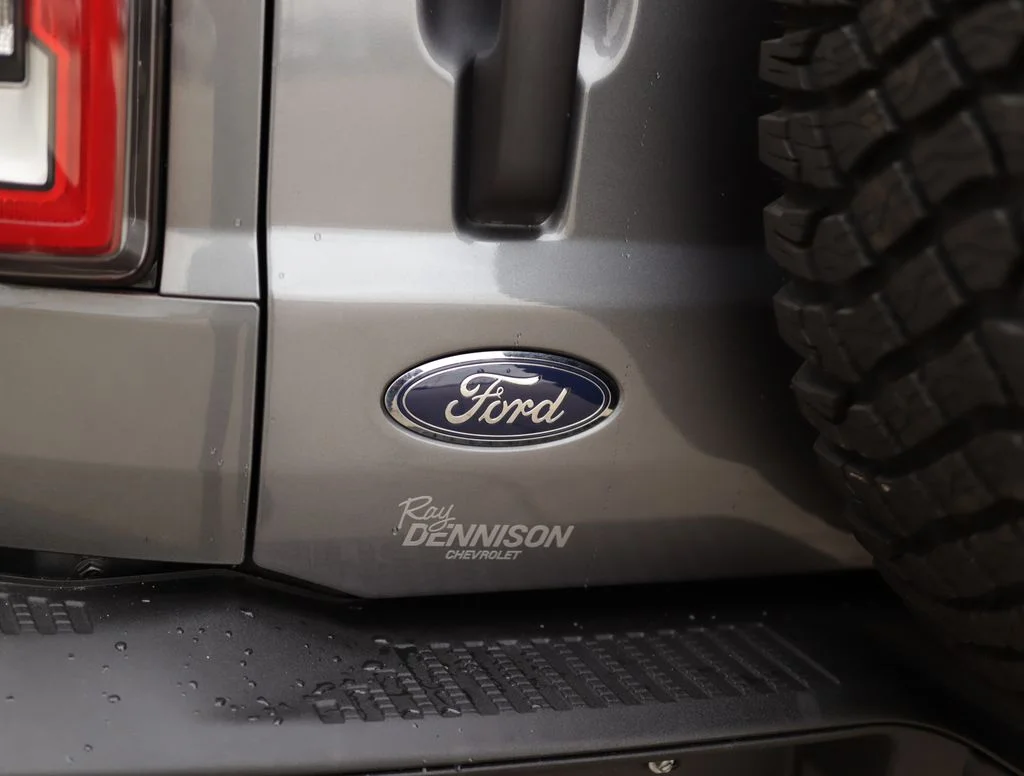 Used 2023 Gray Ford Badlands image 34