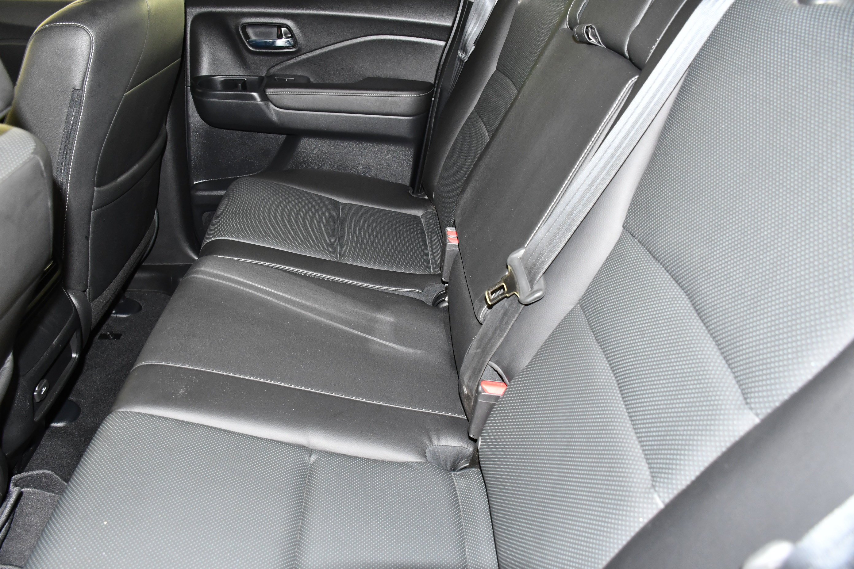 Certified Used 2024 Crystal Black Pearl Honda RTL image 47