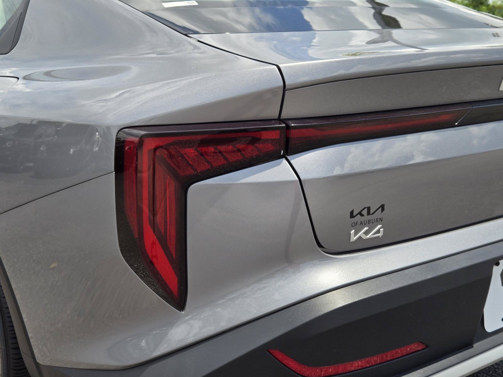 2025 Kia K4 EX - Photo 9