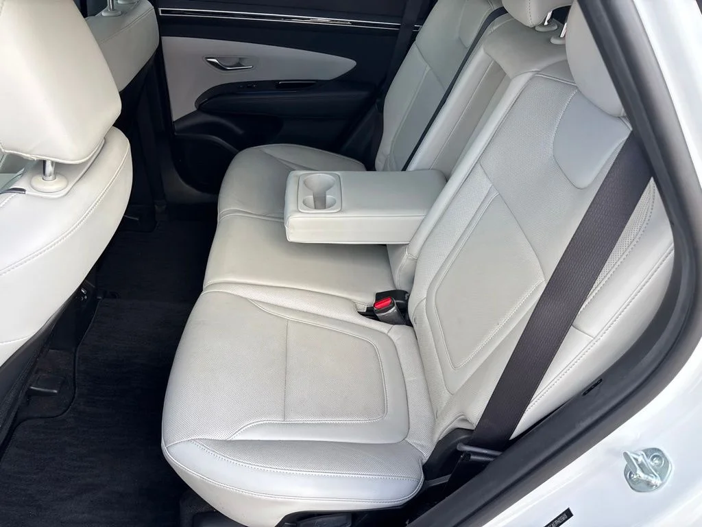Used 2023 White Pearl Hyundai Limited image 38