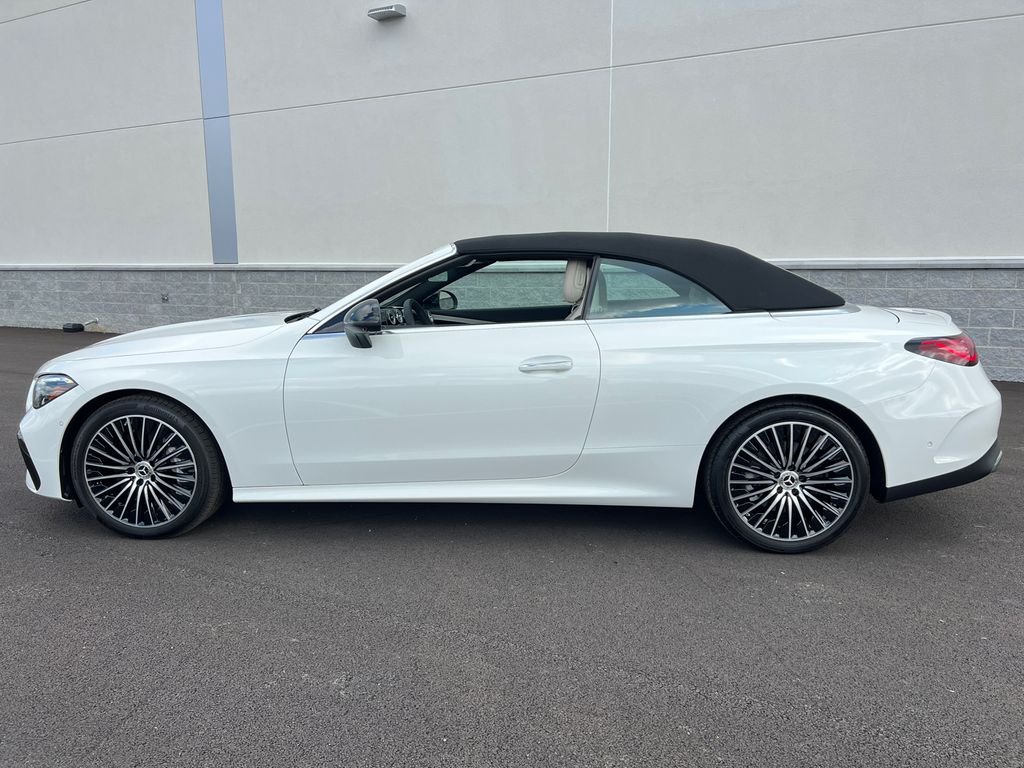 New 2026 Polar White Mercedes-Benz CLE 450 image 7