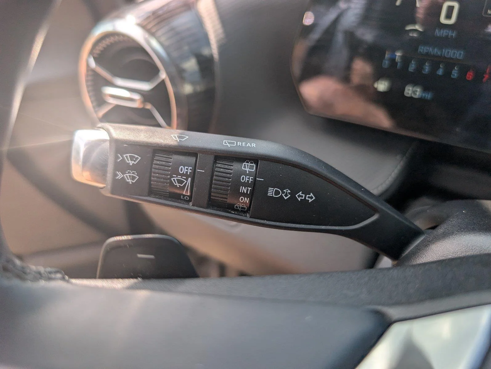 Used 2025 Sterling Gray Metallic Chevrolet LT image 26