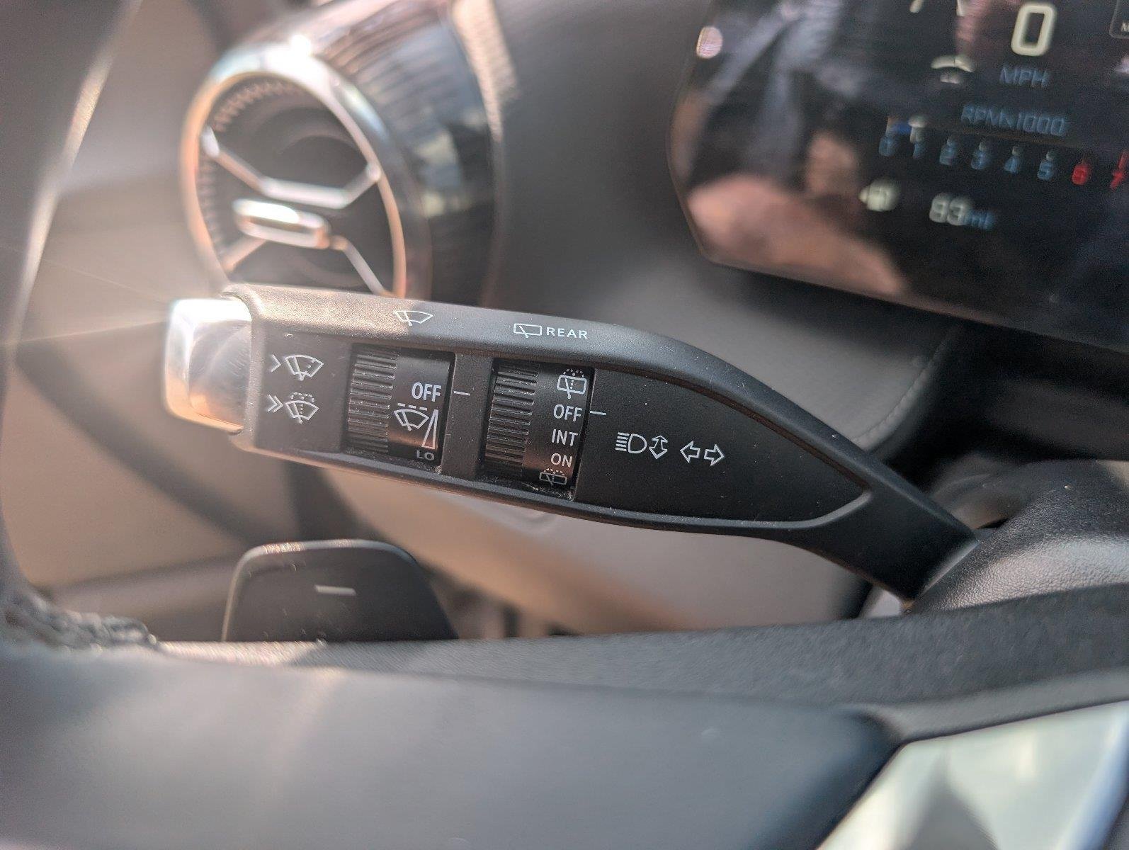Used 2025 Sterling Gray Metallic Chevrolet LT image 26