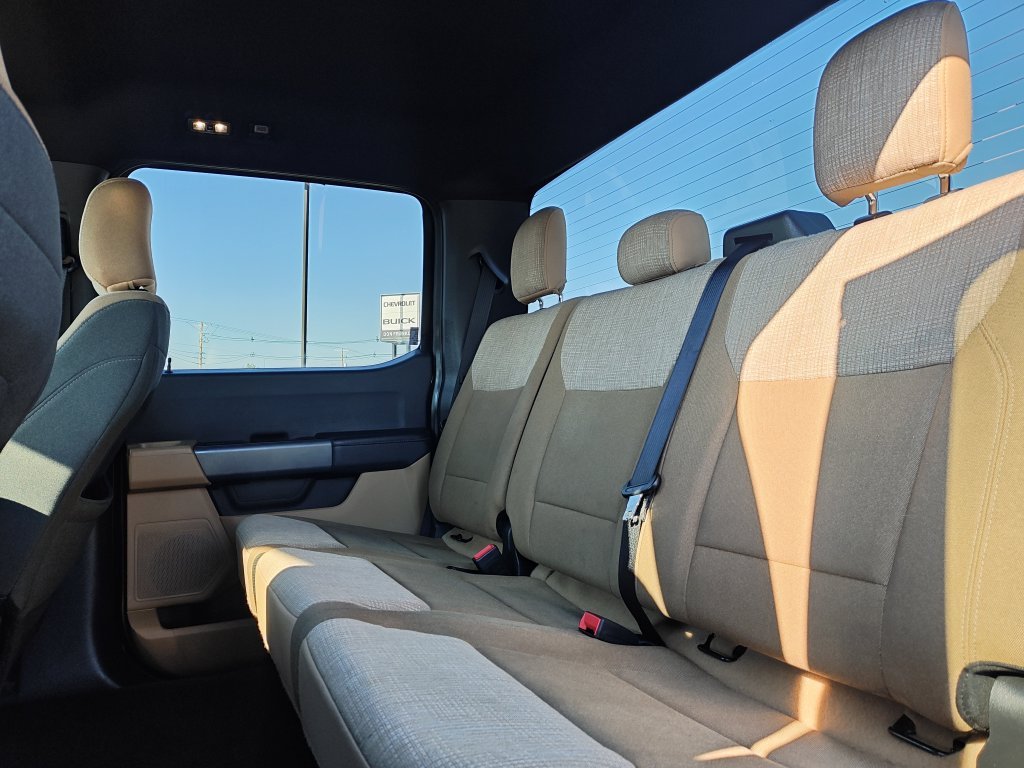 Used 2023 Black Ford XLT image 14