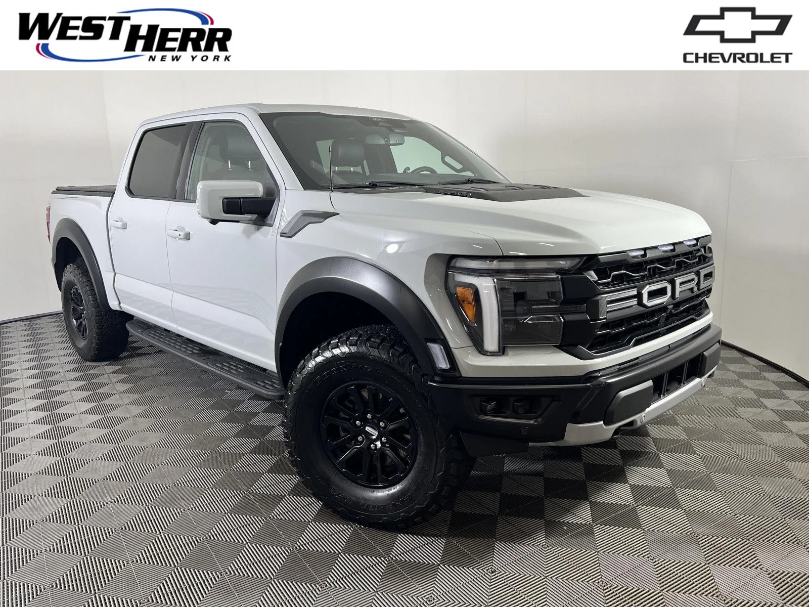Used 2024 Gy Ford Raptor image 1