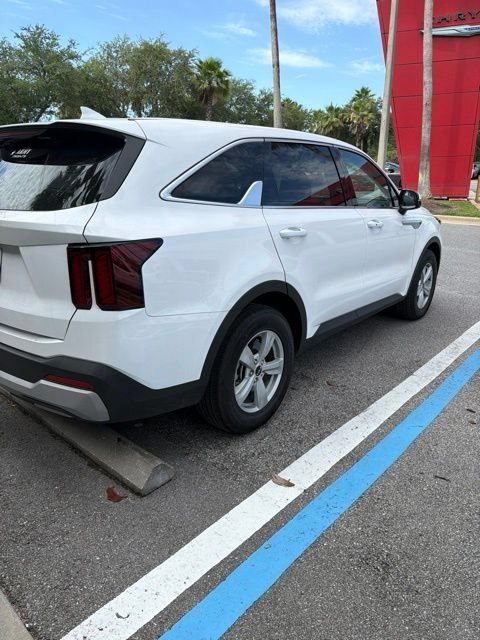 Used 2025 White Pearl Kia LX image 2