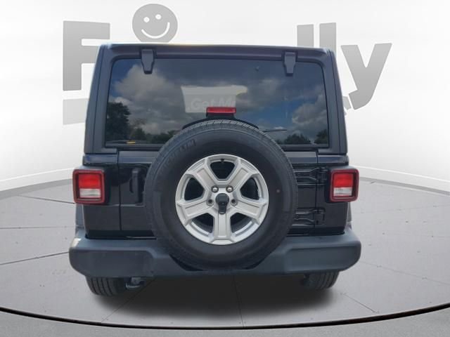 Used 2022 Black Jeep Unlimited Sport S image 4