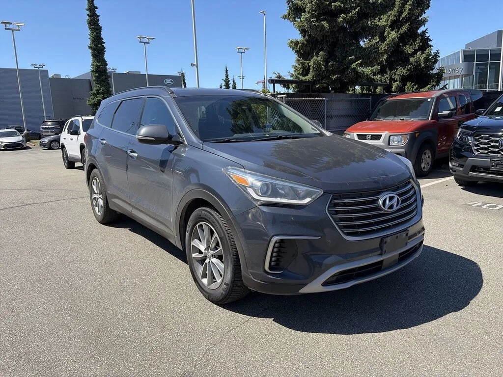 Used 2019 Iron Frost Hyundai AWD Essential Dilawri Certified   Local BC   Great image 2