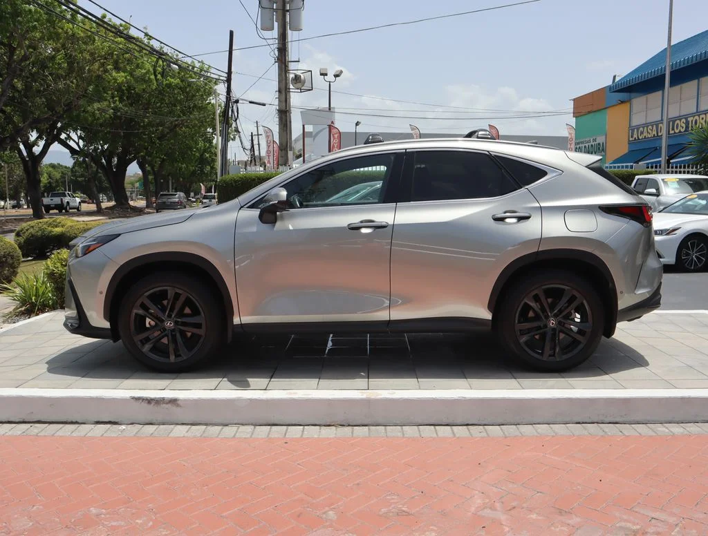 Used 2023 Silver Lexus 350h Premium image 8