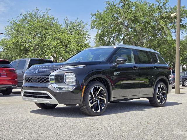 2025 Mitsubishi Outlander Plug-in Hybrid Platinum Edition - Photo 4