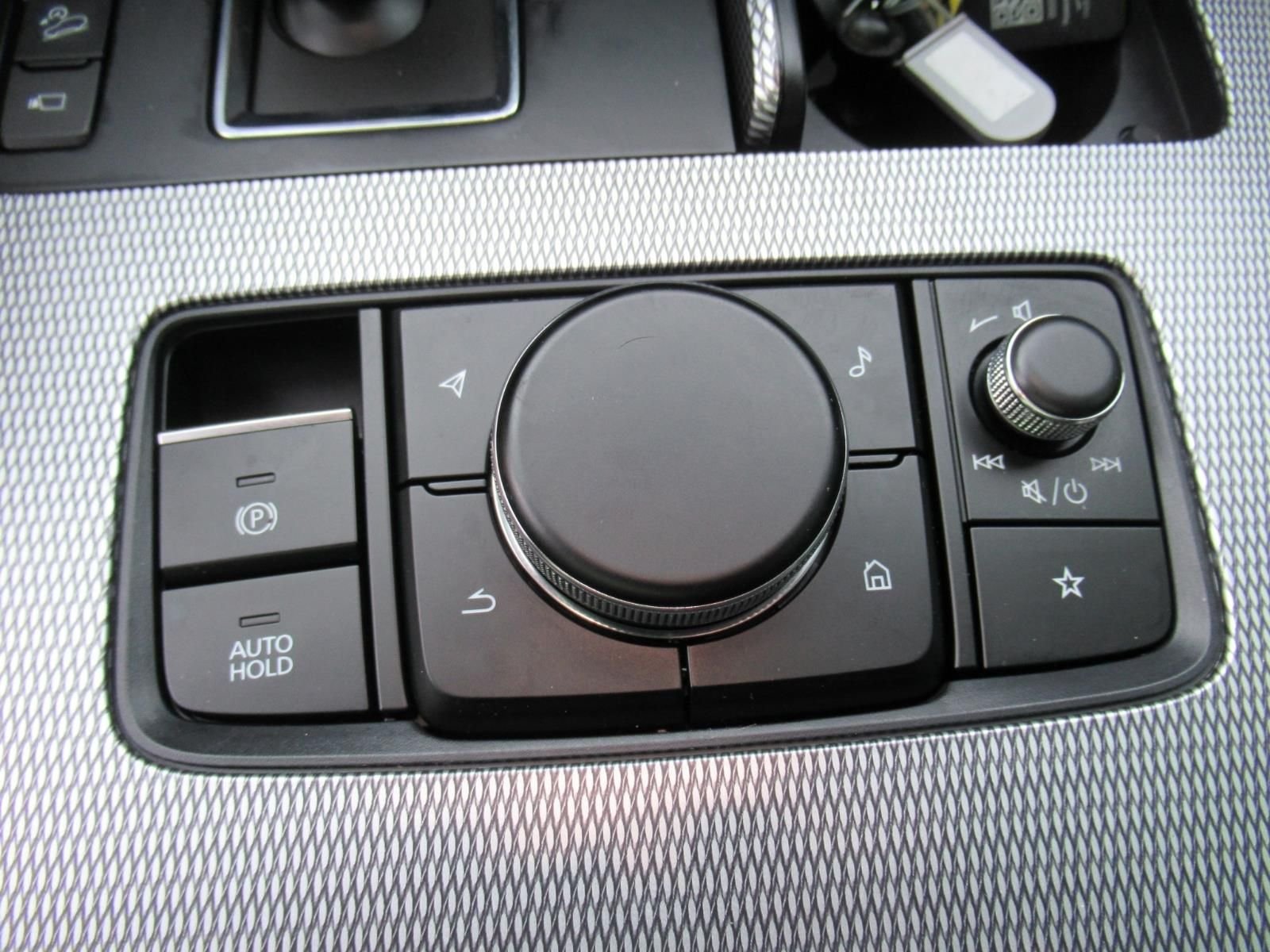 Used 2025 White Mazda 3.3 Turbo Premium Plus image 26