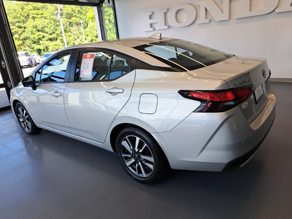 Used 2025 Silver Nissan 1.6 SV image 9