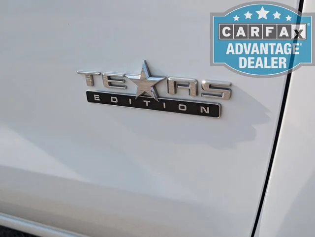 Used 2024 Summit White Chevrolet LT image 35
