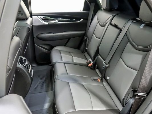New 2025 Crystal White Tricoat Cadillac Premium Luxury image 10