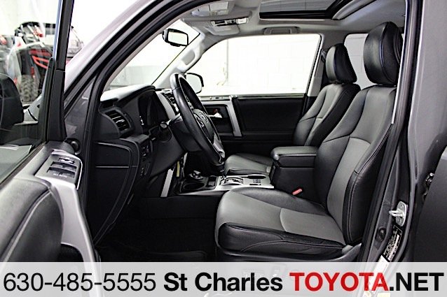 Used 2015 Gray Toyota SR5 image 13