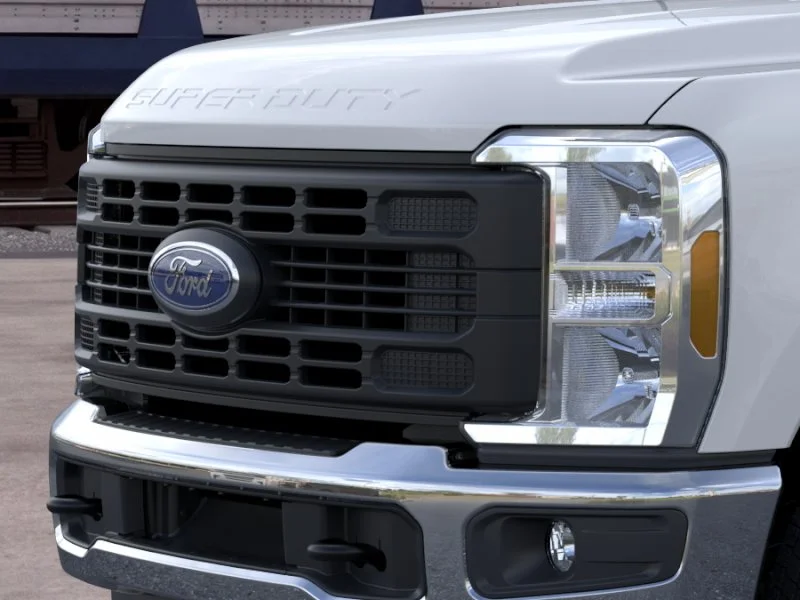 New 2026 Oxford White Ford F-250® XL image 17