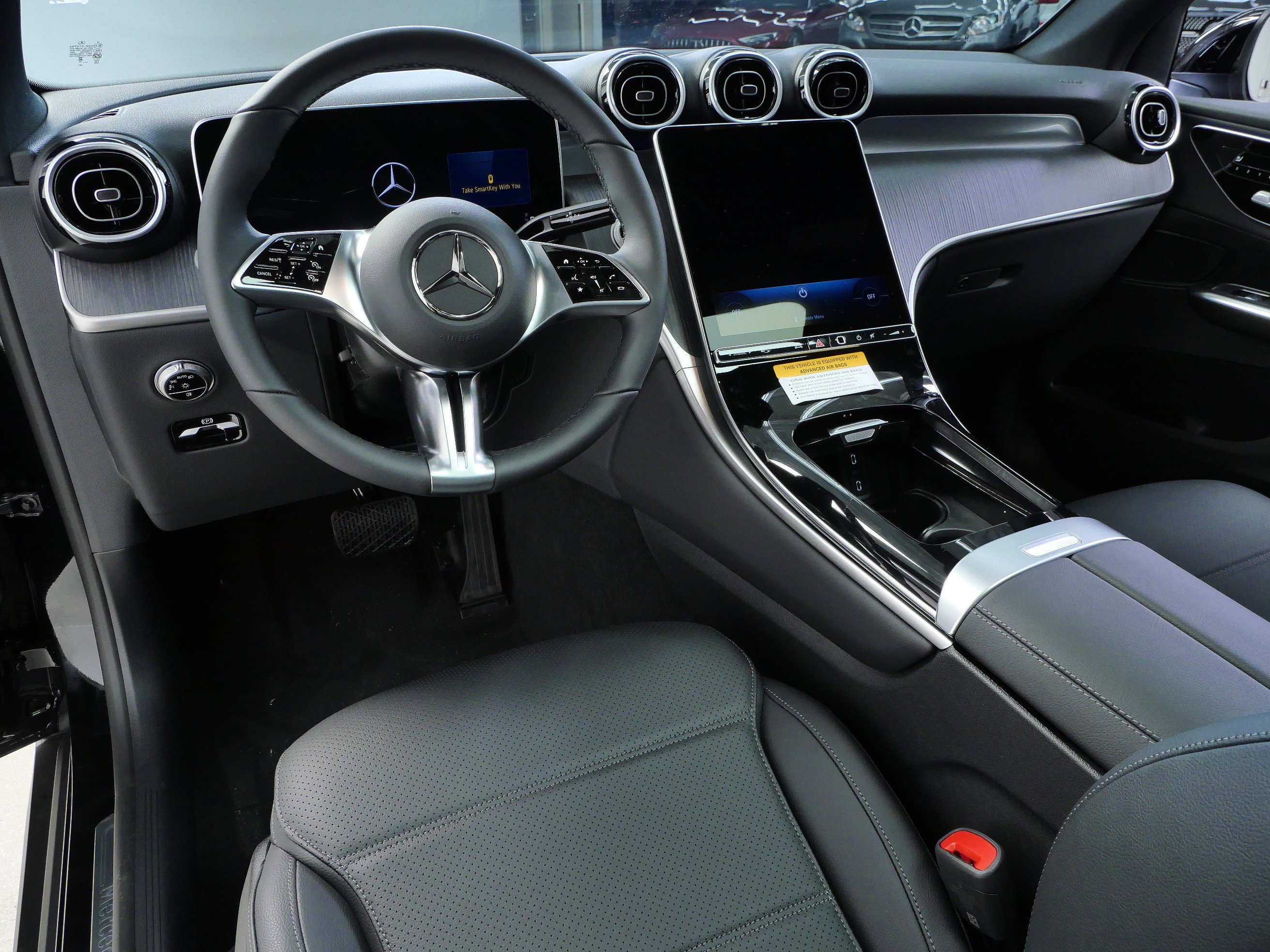 New 2026 Black Mercedes-Benz GLC 300 image 3