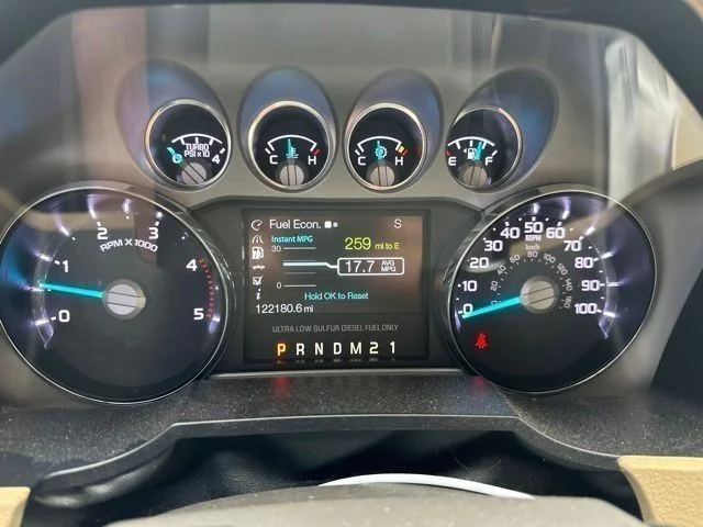 Used 2012 White Ford Lariat image 39