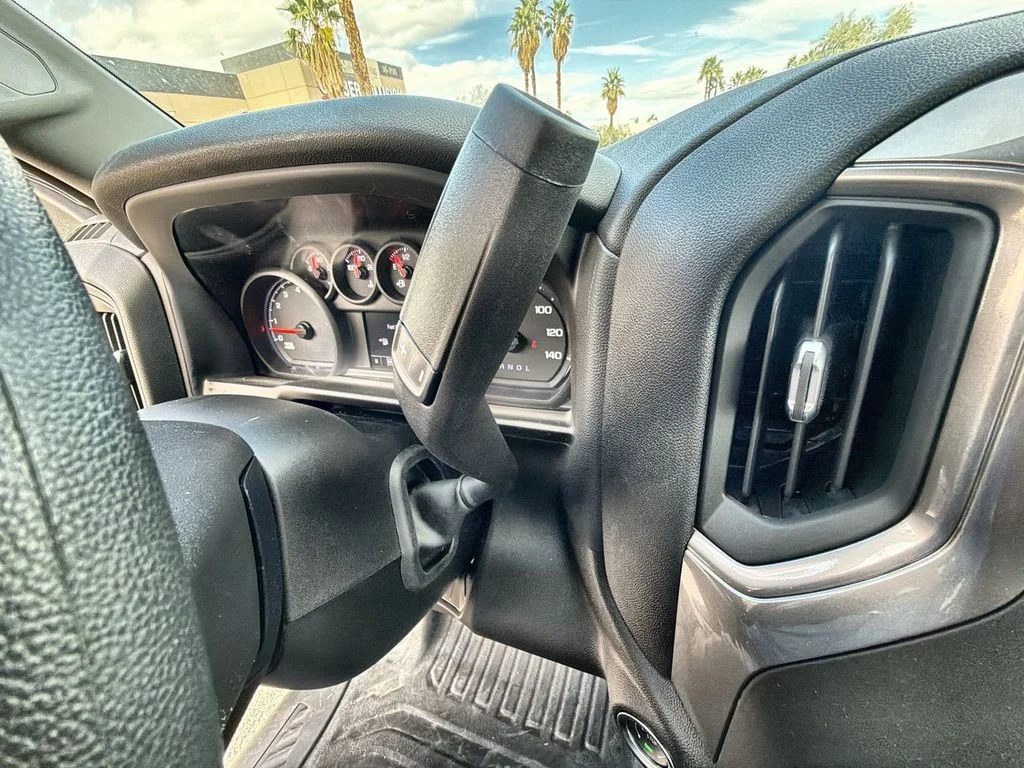 2025 GMC Sierra 3500HD Pro - Photo 16