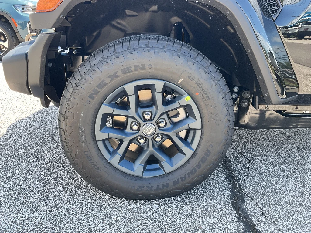 New 2026 Black Clearcoat Jeep 85th Anniversary image 14