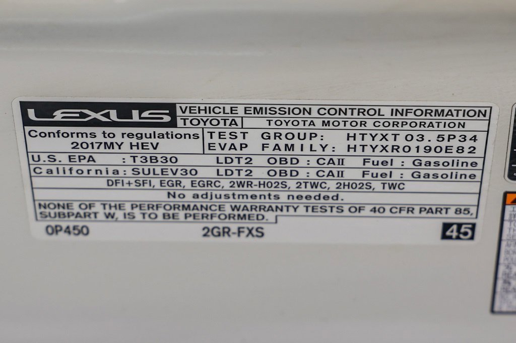 Used 2017 White Lexus 450h image 33