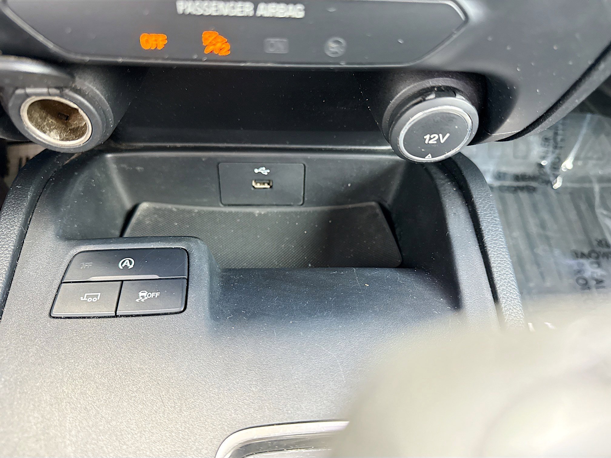 Used 2019 Saber Metallic Ford XL image 27