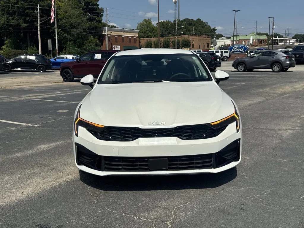 Used 2026 White Kia LXS image 2
