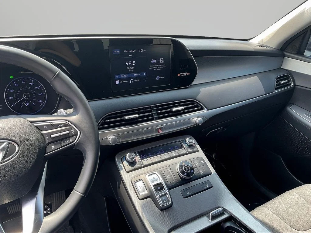 Used 2021 White Hyundai SEL image 7