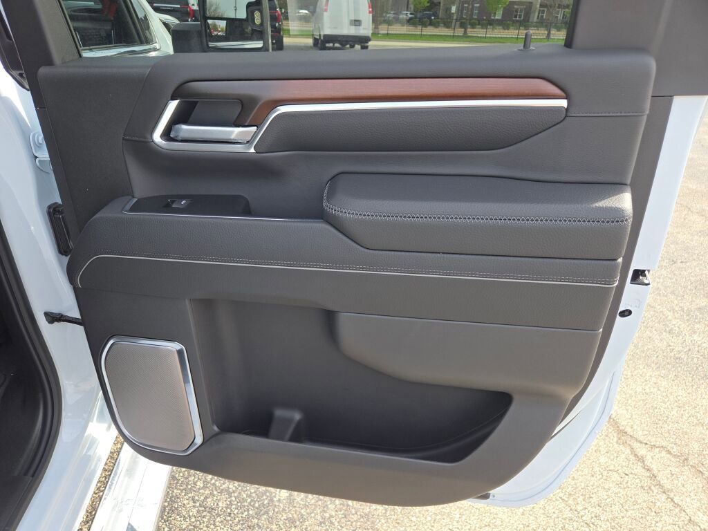 New 2026 Glacier White Tricoat GMC Denali image 10