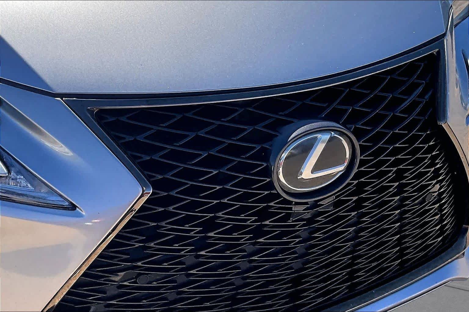 Used 2020 Atomic Silver Lexus F SPORT image 27