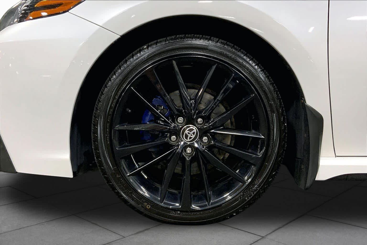 Used 2021 Wind Chill Pearl Toyota XSE image 11
