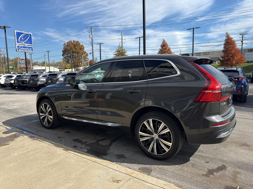 2022 Volvo XC60 Inscription photo 4