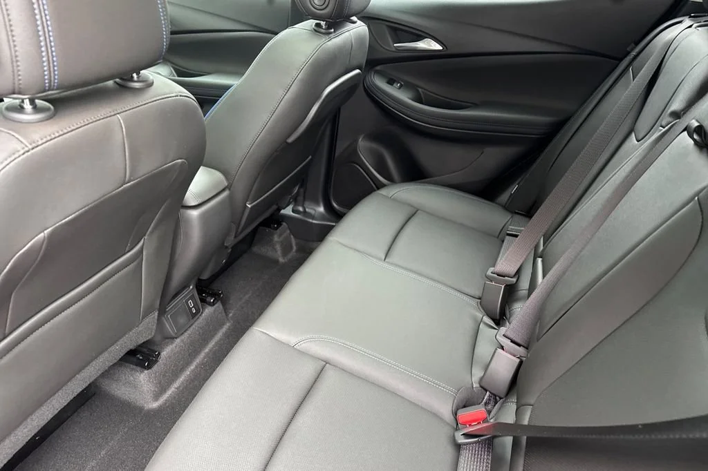 2026 Buick Encore GX Sport Touring - Photo 10