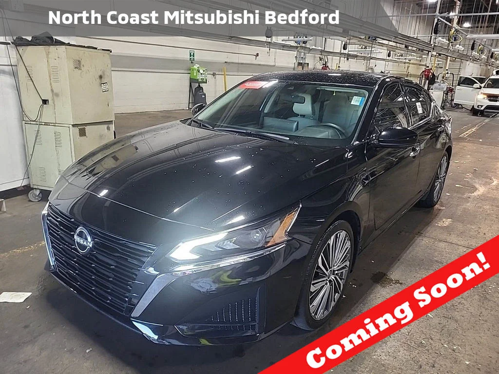 Used 2025 Black Nissan 2.5 SL image 1
