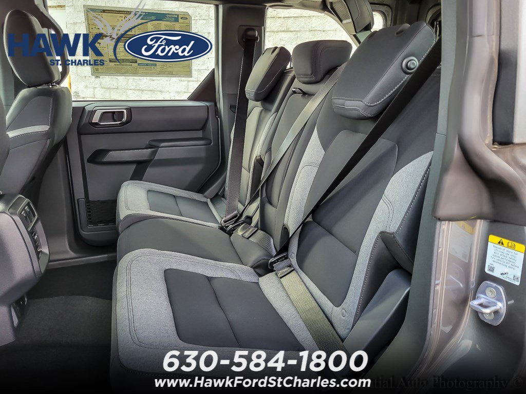 2025 Ford Bronco 4-Door Base - Photo 10
